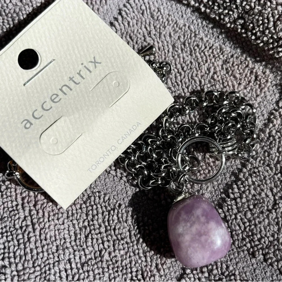 BVG inspired chain necklace w/ lepidolite gemstone pendant - Picture 3 of 12